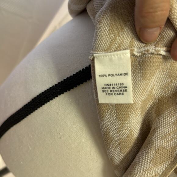 Houndstooth mock neck sleeveless top size M NWT - Picture 16 of 16